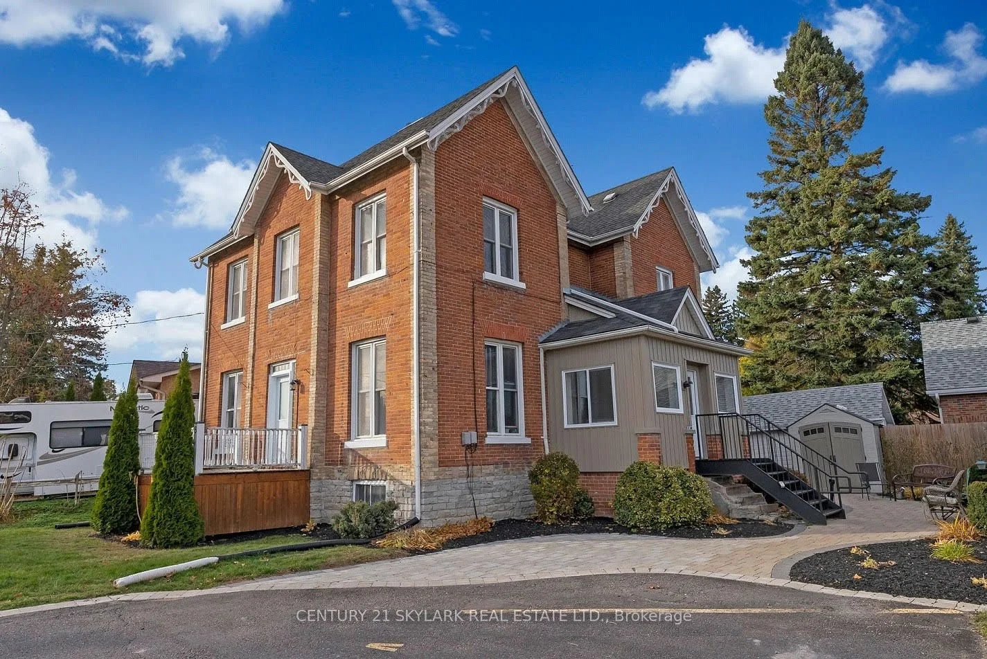 8 Wellington Street 3, Clarington, On L1c 1v2