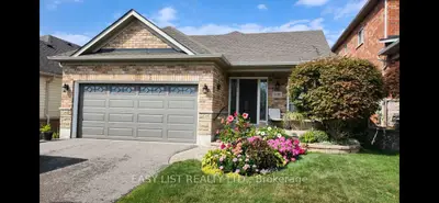 Detached in Oshawa