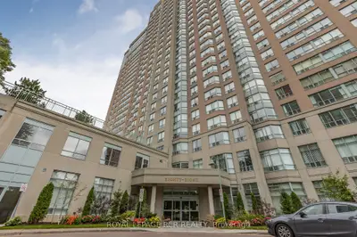 Condo Apartment in Toronto