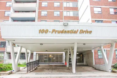 Condo Apartment in Toronto