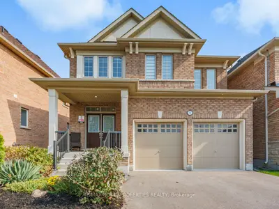 Detached in Oshawa