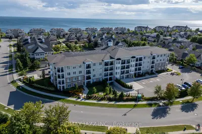 Condo Apartment in Clarington