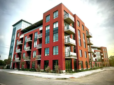 Condo Apartment in Whitby