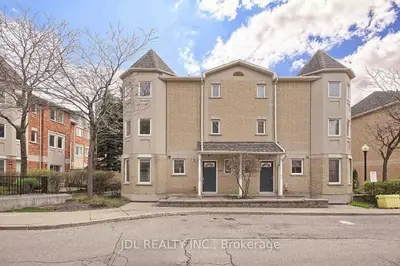 28 Rosebank Drive 1101, Toronto E11, On M1b 5z1