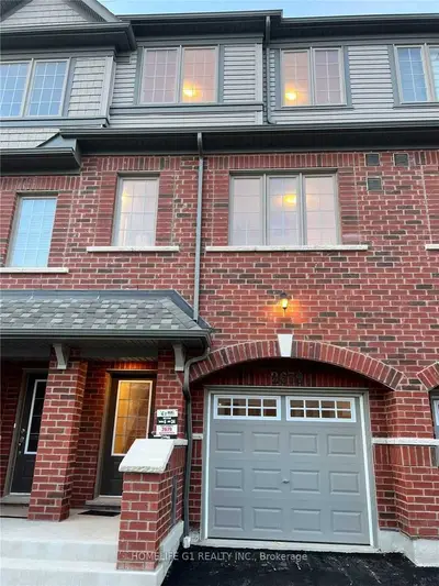 Condo Townhouse in Oshawa