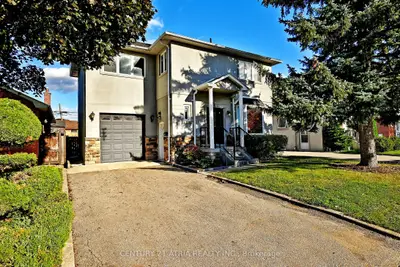 Detached in Toronto