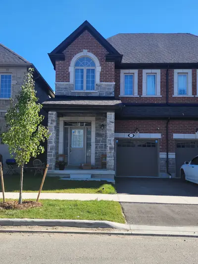 Semi-Detached in Pickering