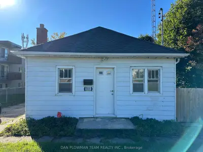 223 Bloor Street W, Oshawa, On L1j 1p5