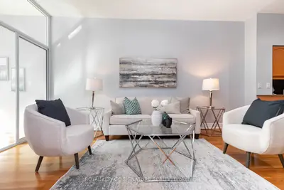 Condo Apartment in Toronto