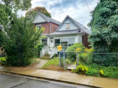 Detached in Toronto