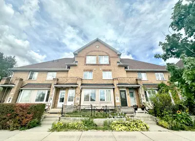 Condo Townhouse in Toronto