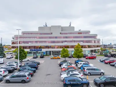1940 Eglinton Avenue E #7, Toronto, On M1l 2m2
