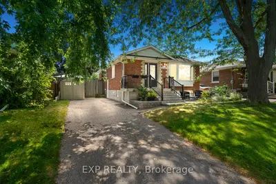 Detached in Oshawa