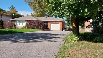 Detached in Pickering