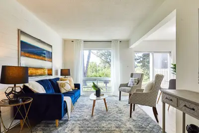 Condo Townhouse in Toronto