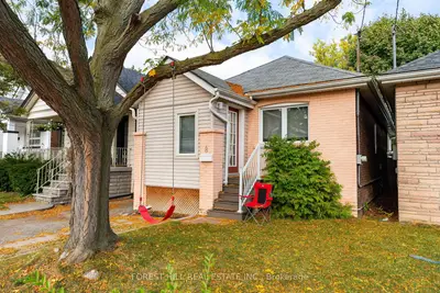 Detached in Toronto