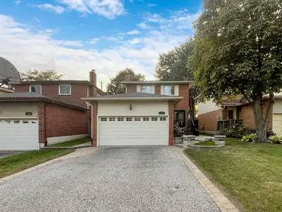 Detached in Pickering