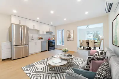 Triplex in Toronto