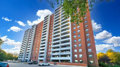 Condo Apartment in Toronto