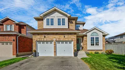 Detached in Oshawa