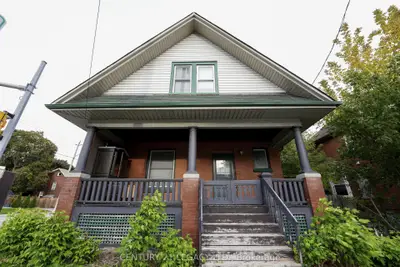 Detached in Oshawa