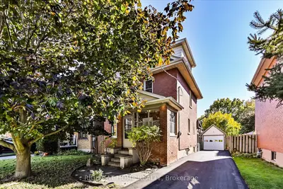 Detached in Oshawa