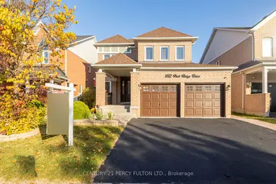 Detached in Oshawa