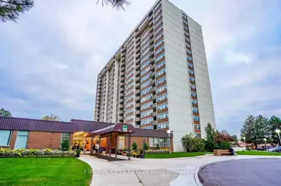 Condo Apartment in Toronto
