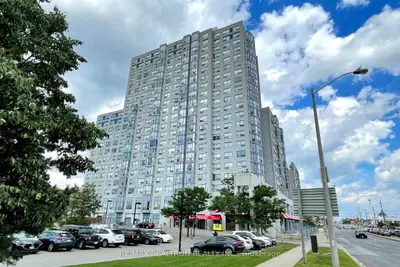 Condo Apartment in Toronto