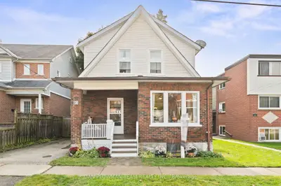 Detached in Oshawa