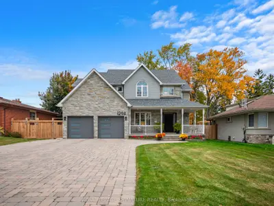 Detached in Pickering