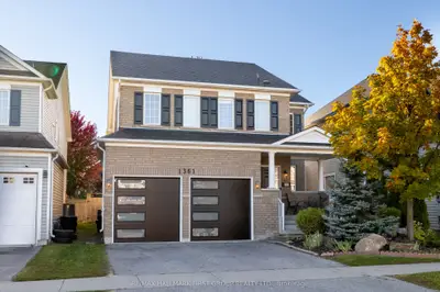 Detached in Oshawa