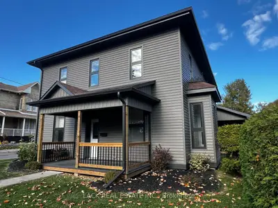 Detached in Clarington