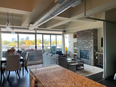 Condo Apartment in Toronto