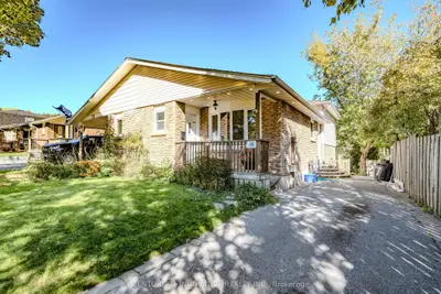 Semi-Detached in Oshawa
