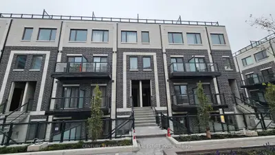 Condo Townhouse in Toronto
