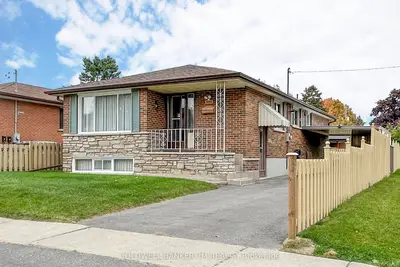 Detached in Oshawa