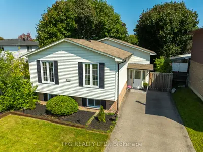 Detached in Oshawa
