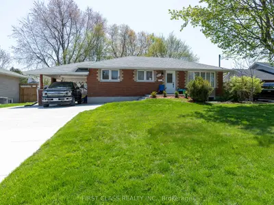 Detached in Oshawa