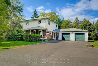 Detached in Oshawa