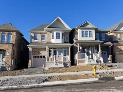 Detached in Oshawa