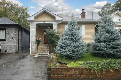 Detached in Toronto