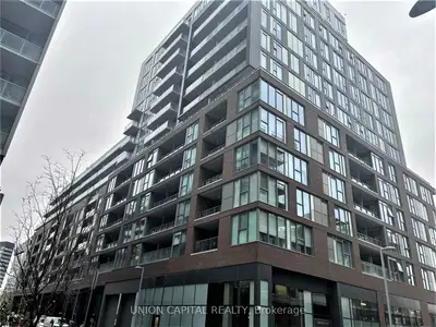 Condo Apartment in Toronto