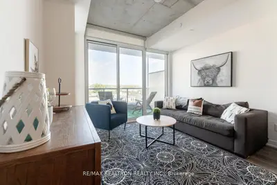Condo Apartment in Toronto