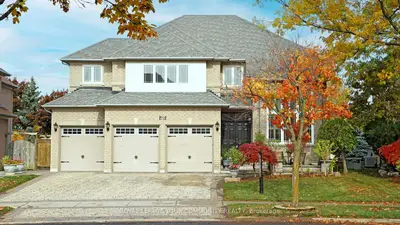 Detached in Markham
