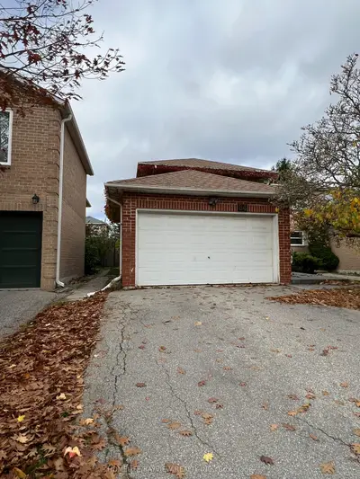 Detached in Richmond Hill
