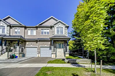 Att/Row/Townhouse in Markham