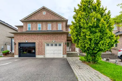 Semi-Detached in Vaughan
