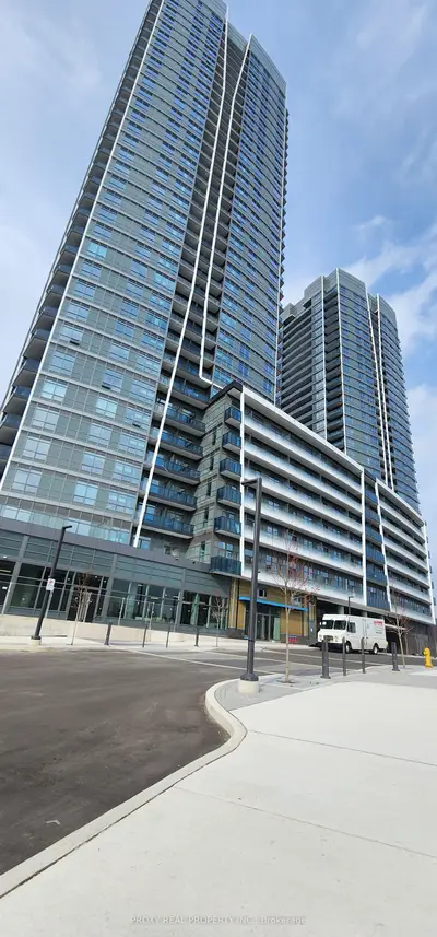 Condo Apartment in Vaughan