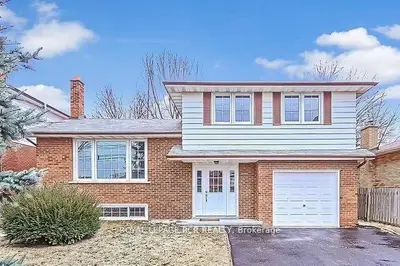 Detached in Bradford West Gwillimbury